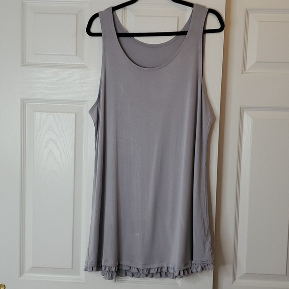 LOGO by Lori Goldstein Tops - LOGO by Lori Goldstein Tank Top